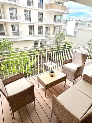Balcon ou terrasse dans l'établissement Appartement moderne & spacieux avec parking Paris