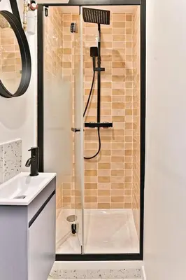Salle de bains dans l'établissement Appartement 3 chambres Paris Sentier