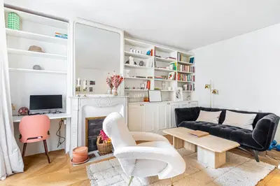 Télévision ou salle de divertissement dans l'établissement GuestReady - Cosy Nest near Place de la Bastille