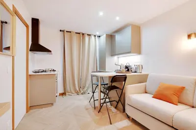Cuisine ou kitchenette dans l'établissement Appartement 2 personnes - Tour Eiffel