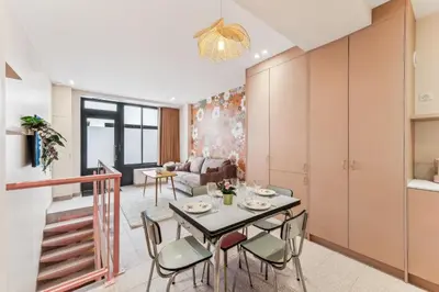 Coin salon dans l'établissement Appartement élégant -Roquette -6pers