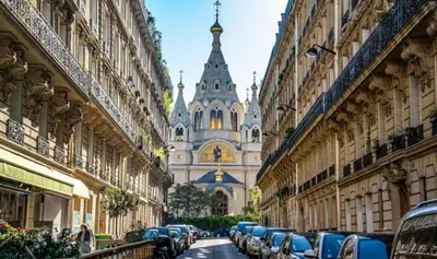 Vue générale sur Paris ou vue de la ville depuis l'appartement