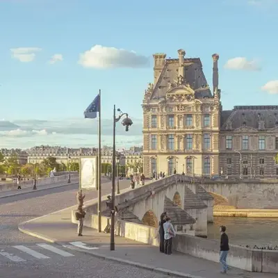 Apt vue Louvre et Seine