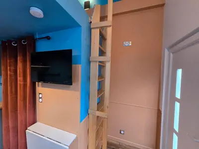 Télévision ou salle de divertissement dans l'établissement 4D- Studio neuf/cosy proche Paris/Parc des expositions