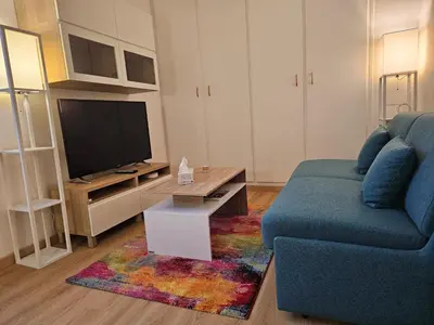 Télévision ou salle de divertissement dans l'établissement Studio Paris Clichy