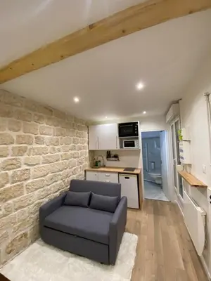 Cuisine ou kitchenette dans l'établissement Appartement neuf à louer, Paris Sacré Cœur
