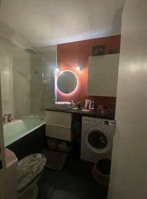 Salle de bains dans l'établissement Studio neuf cozy avec balcon, 11e arr Voltaire, proche Bastille