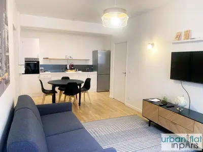 Cuisine ou kitchenette dans l'établissement Urban Flat 167 - Luxury 1 Bedroom Flat in Paris