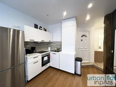 Cuisine ou kitchenette dans l'établissement Urban Flat 24 - Charming Home in Paris