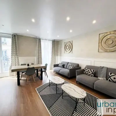 23 - Charming Parisian Flat in Paris