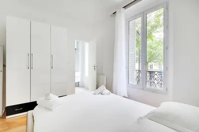 Un ou plusieurs lits dans un hébergement de l'établissement Vivez au coeur du centre de Paris! Métro à 1min - Proche Republique