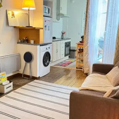APPARTEMENT*GARE DE L'EST-PARIS 10