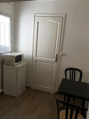 Cuisine ou kitchenette dans l'établissement le paris saint ouen