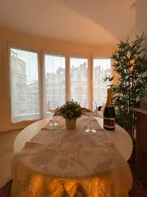 Boissons dans l'établissement Suite Paris Tour Eiffel