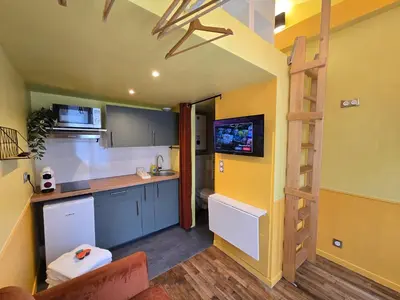 Cuisine ou kitchenette dans l'établissement 2D- Studio tout équipé confort 5stars Idéal proche Paris