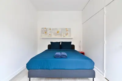 Plan de l'établissement Appartement Quartier Jardin du Luxembourg Free Netflix