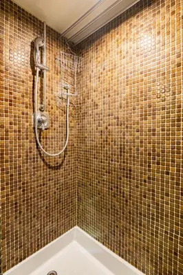 Plan de l'établissement Appartement Quartier Jardin du Luxembourg Free Netflix