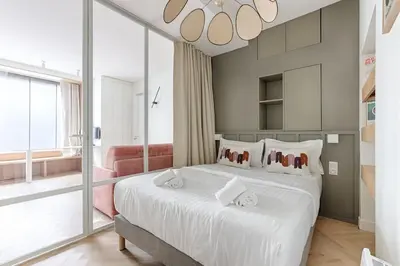 Un ou plusieurs lits dans un hébergement de l'établissement MyKeypers - Design & Cosy Flat 4P - Paris XV