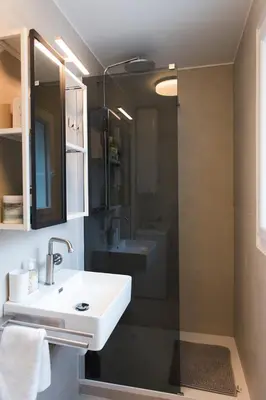 Salle de bains dans l'établissement HomyParis