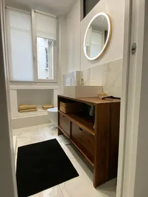 Salle de bains dans l'établissement Appartement neuf design - Montmartre