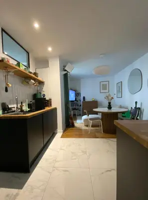 Cuisine ou kitchenette dans l'établissement Appartement neuf design - Montmartre