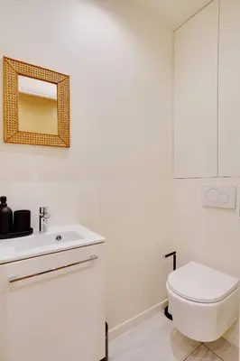 Salle de bains dans l'établissement Elegant Apartment - 1BR-2P - Arc de Triomphe