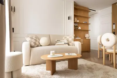 Coin salon dans l'établissement Exclusive apt with AC - 2BD-6P - Quartier Latin