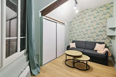 Coin salon dans l'établissement 525 Suite Montrouge - Superbe appartement