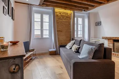Coin salon dans l'établissement Paris Center Greneta residence