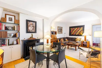 Coin salon dans l'établissement GuestReady - Magnificent stay in the 3rd Arr.