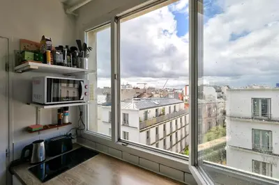 Plan de l'établissement Studio w/view on Paris roof 2min to Metro Charonne
