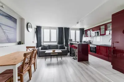 Cuisine ou kitchenette dans l'établissement Appartement Versailles Eiffel