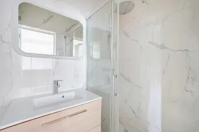 Salle de bains dans l'établissement Charming apartment with terrasse - 1BDR- 6P - Sacré-Cœur