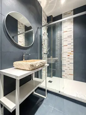 Salle de bains dans l'établissement Nets Inn apartments - La Coulée Verte