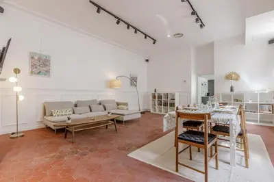 Coin salon dans l'établissement Loft lumineux authentique