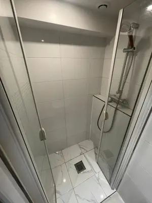 Salle de bains dans l'établissement Appartement à côté du Sacrée cœur et Montmartre