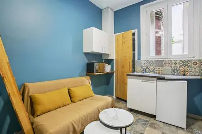 Cuisine ou kitchenette dans l'établissement 548 Suite Dulac - Superbe Appartement à Paris