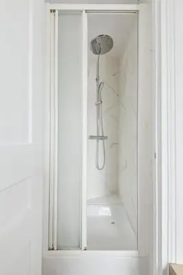 Salle de bains dans l'établissement 550 Suite Quinault - Superbe Appartement à Paris