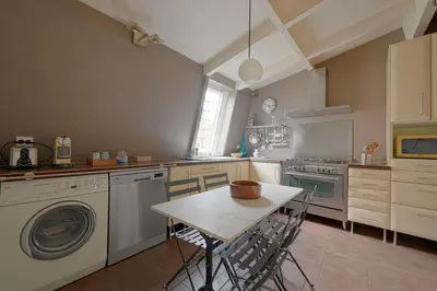 Plan de l'établissement Maison avec terrasse Porte Saint Cloud