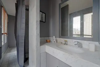 Plan de l'établissement Maison avec terrasse Porte Saint Cloud
