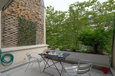 Plan de l'établissement Maison avec terrasse Porte Saint Cloud