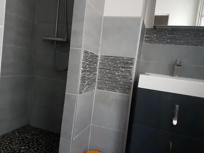 Salle de bains dans l'établissement Le 122 aux Batignolles