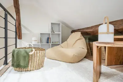 Coin salon dans l'établissement 5#Two Bedrooms#Champs Elysées#Arc de Triomphe#AC