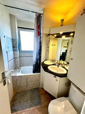 Salle de bains dans l'établissement Sweet Home Montrouge