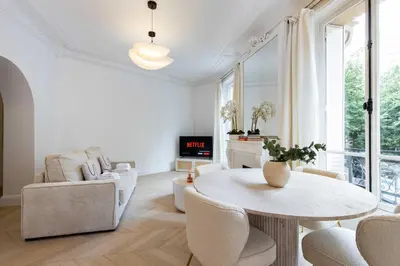 Coin salon dans l'établissement Charming flat - 2BD-6P - Eiffel Tower