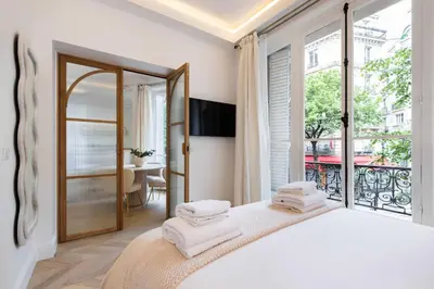 Un ou plusieurs lits dans un hébergement de l'établissement Charming flat - 2BD-6P - Eiffel Tower