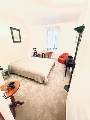 Coin salon dans l'établissement Ravière