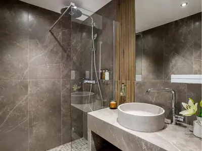Salle de bains dans l'établissement Merveil - Signature Suite - Marais - Caire II