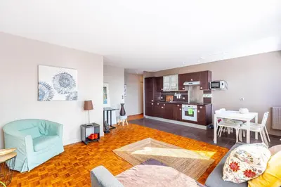 Cuisine ou kitchenette dans l'établissement GuestReady - Chic retreat in La Défense