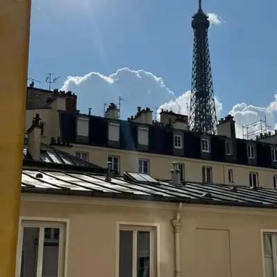 Eiffel Playcation